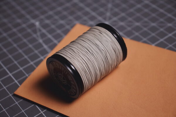 「職人精選」手縫專用已過蠟純麻線 0.42mm / 150公尺 共13色