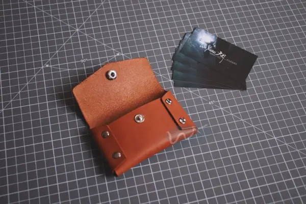 「CP2411名片夾」每月皮革課程版型 – 2024/11