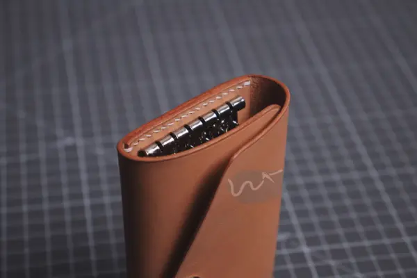 「CP2505鑰匙包」每月皮革課程版型 – 2025/5