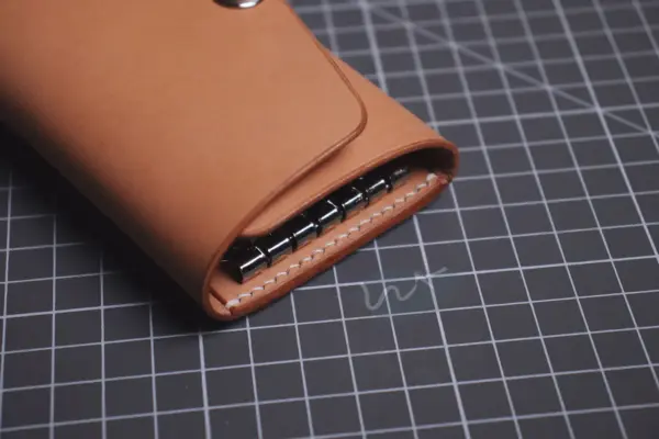 「CP2505鑰匙包」每月皮革課程版型 – 2025/5