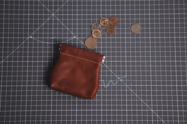 「CP2508彈片零錢包」每月皮革課程版型 – 2025/8